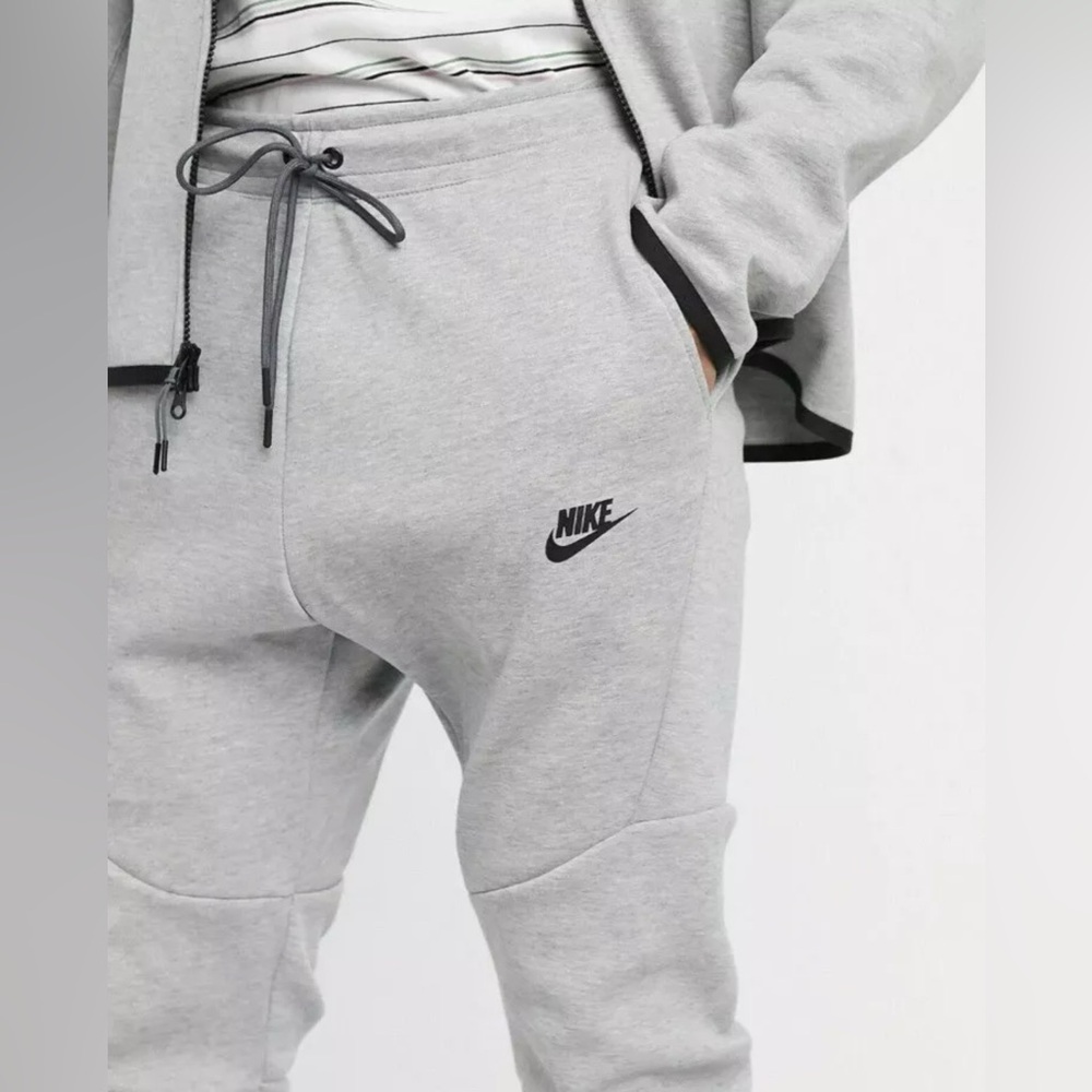 Nike Sportswear Tech Fleece Joggers Gray Athletic Gym Mens Small 805162-063 - Picture 2 of 9